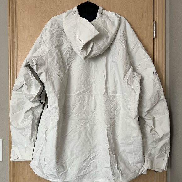 Men's Burton [ak] Cyclic GORE‑TEX 2L Snowboarding Jacket - Picture 3 of 6